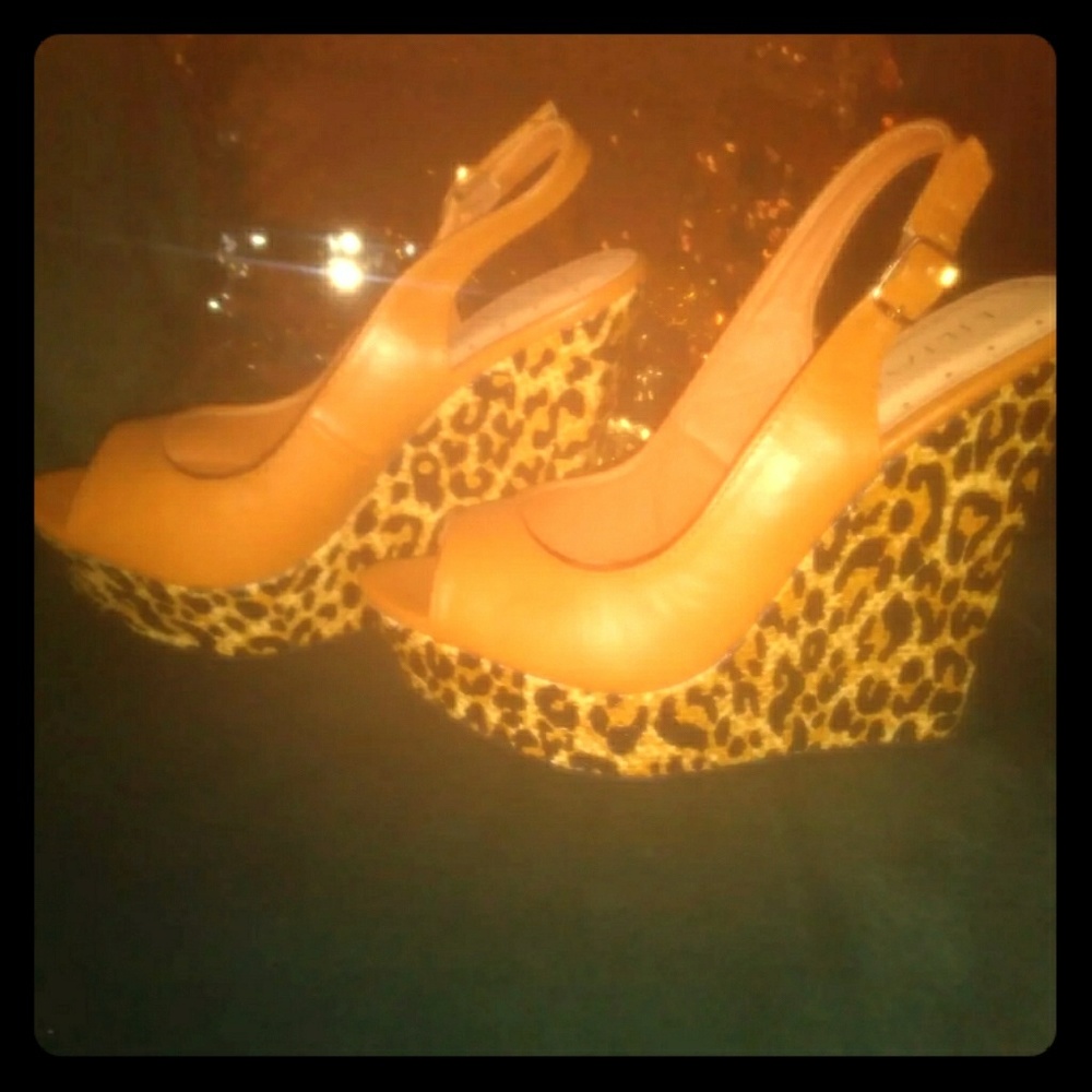 Liliana Leopard Print Wedges